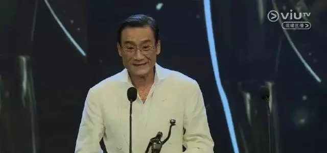 廖子妤凭《像我这样的爱情》获第44届金像奖最佳女主角 _ 细节速览