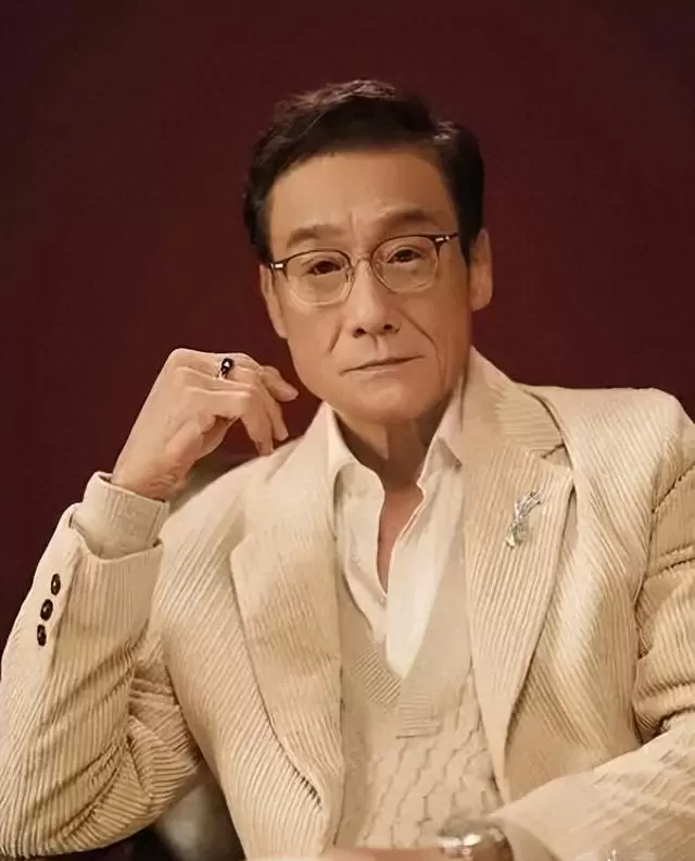 梁家辉第五次获香港电影金像奖最佳男主角，廖子妤凭《像我这样的爱情》首封影后 _ 相关图片