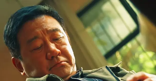 许凯《方圆八百米》演技争议引观众弃剧，丁勇岱成剧集定调关键 _ 细节速览