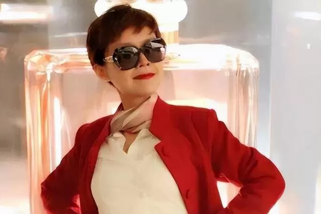 马晓晴11岁出演《啊！摇篮》走红，九十年代推掉多部经典影片 _ 情报图