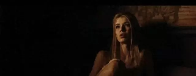 5部西班牙R级电影片单上线：《黑暗面》豆瓣8.1分居首 _ 相关图片