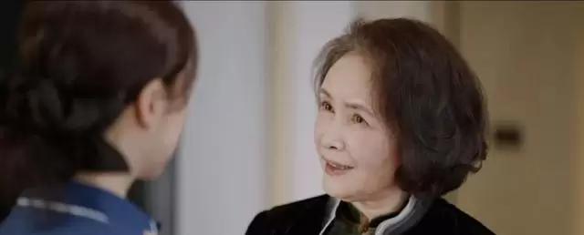 《蜜语纪》大结局揭晓许蜜语身世，魏婉君赠天鹅胸针成关键伏笔 _ 细节速览