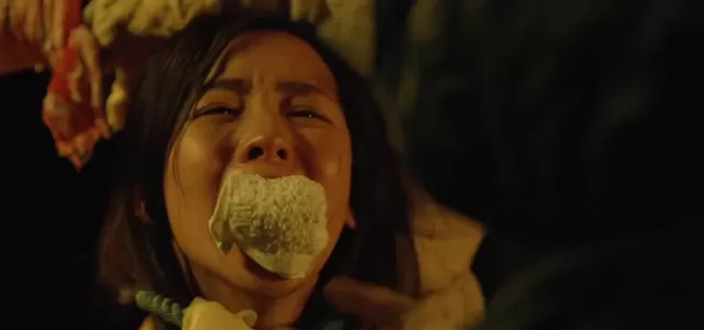 陈都灵《怒水西流》饰演于娜，清冷气质成全片唯一光源 _ 细节速览